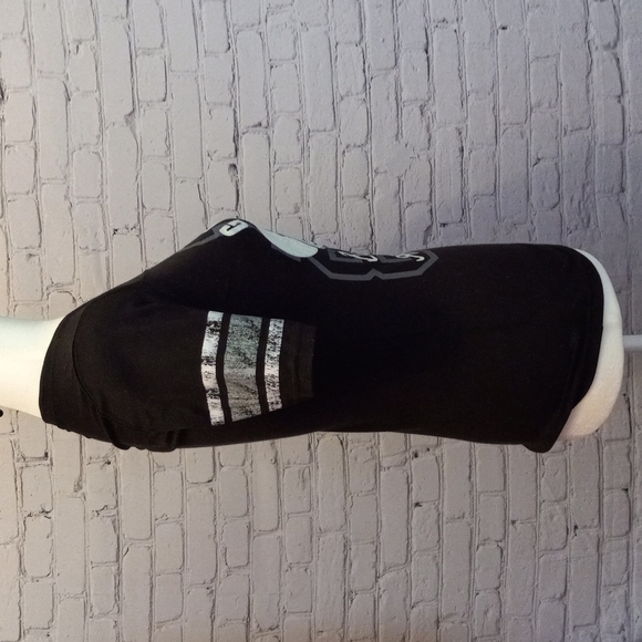 Georgia Bulldog Athletics T Shirt xs NWOT - Picture 2 of 4